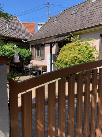 La Maison D'A Cote De Strasbourg Illkirch-Graffenstaden Eksteriør billede